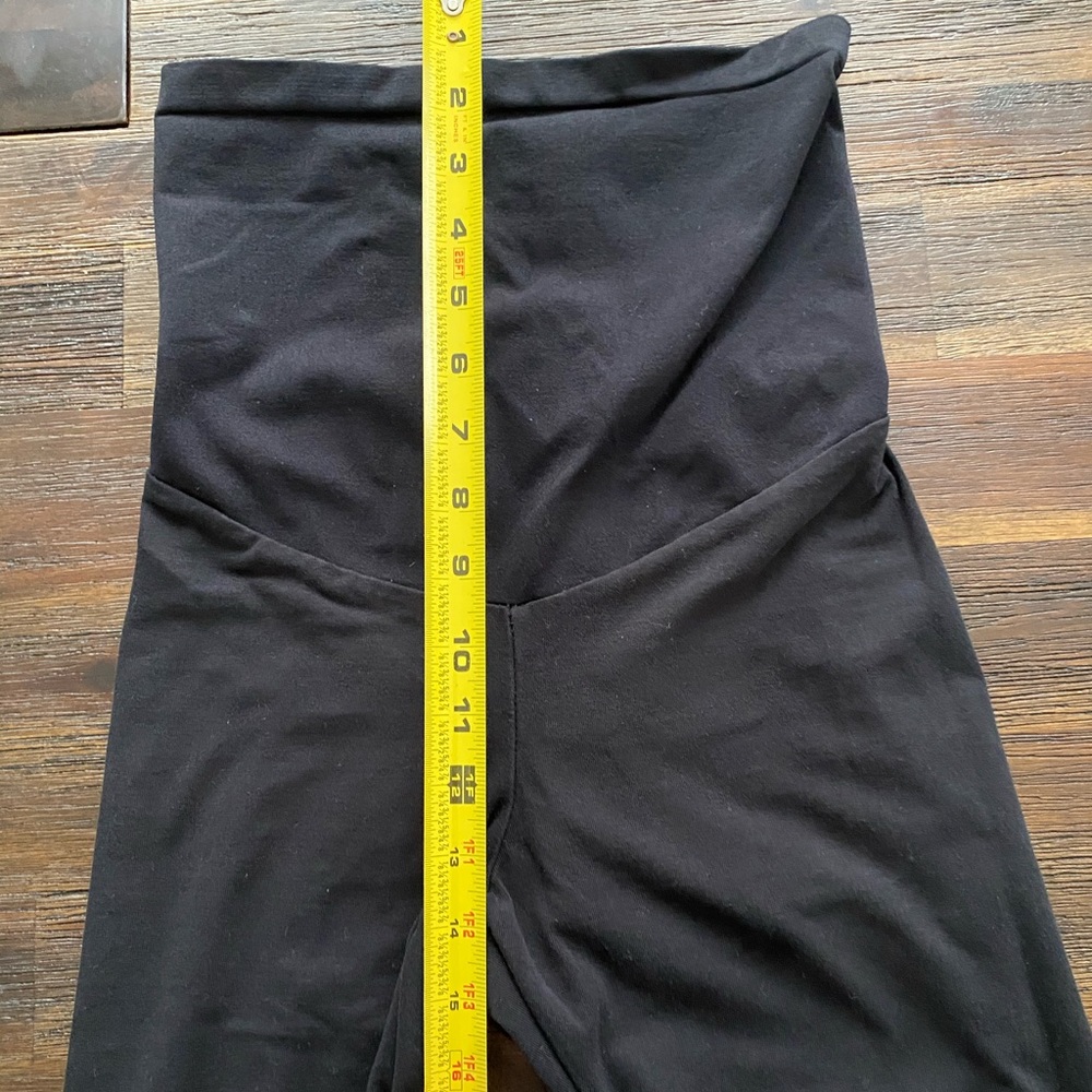 Motherhood Maternity Stretch Crop Belly Leggings - Picture 5 of 9